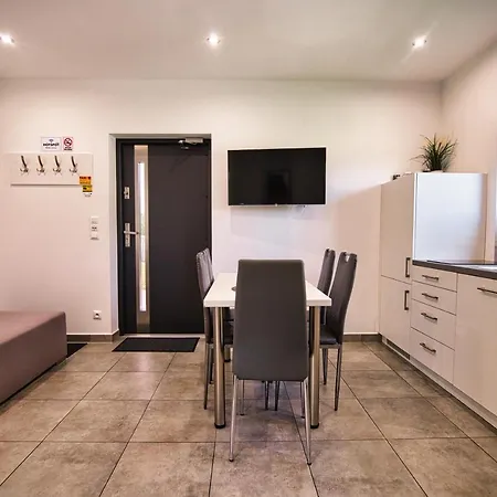 I U Basi Apartment *